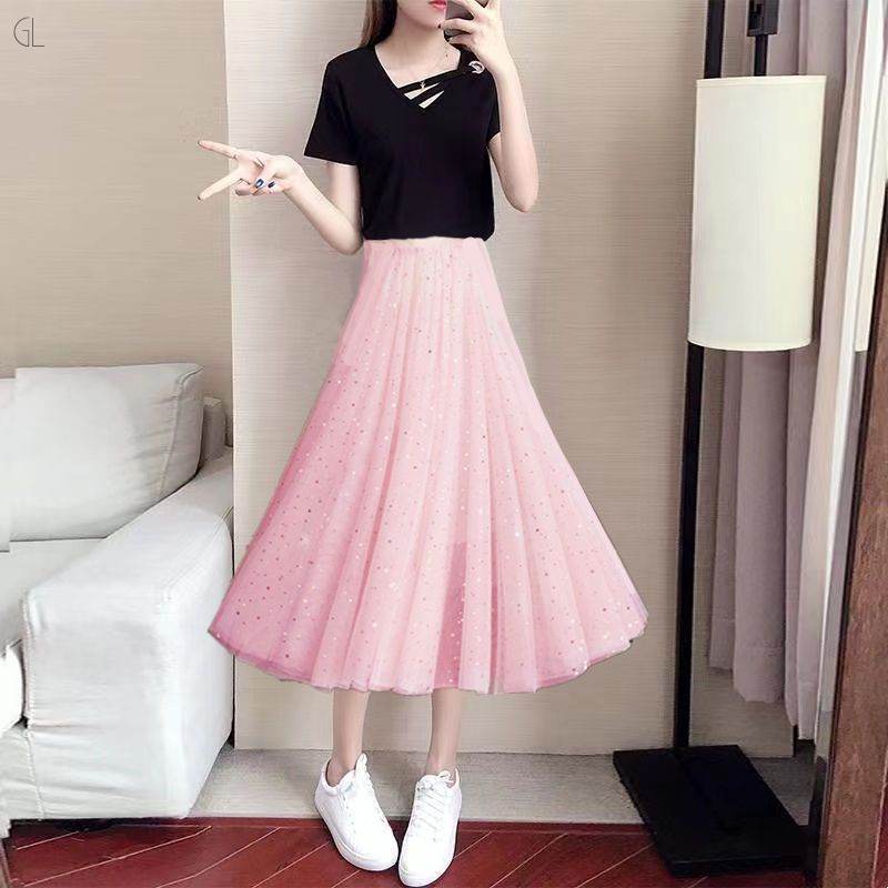 ブラック/Tシャツ+ピンク/スカート